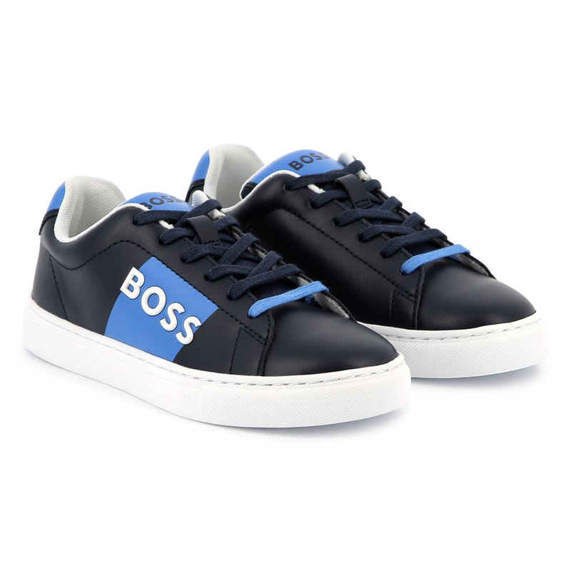 Sneakers stringate in pelle BOSS 
                        RAGAZZO