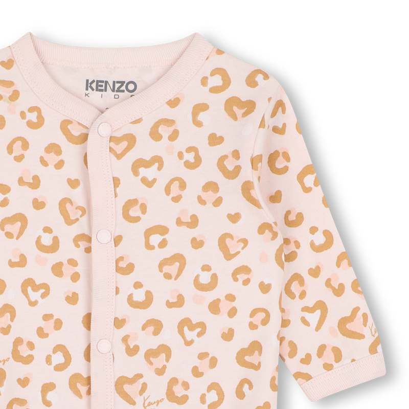 Completo pigiama, bavetta, berretto e peluche. KENZO KIDS 
                        BAMBINA