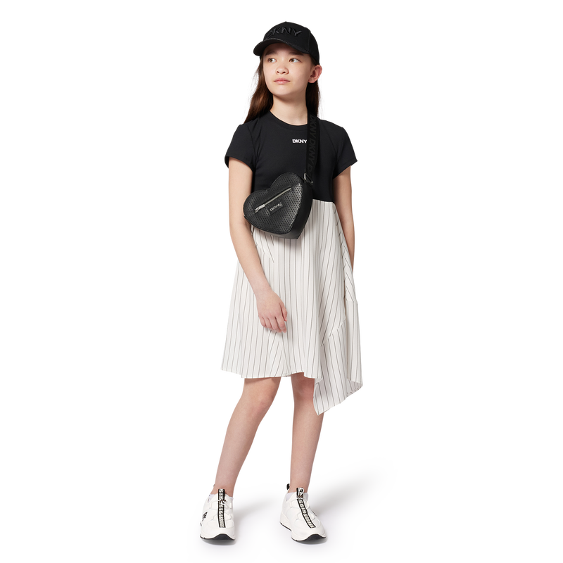 Cappellino con velcro DKNY 
                    UNISEX