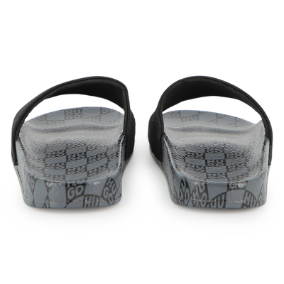 SCIVOLI FINTI HUGO RAGAZZO