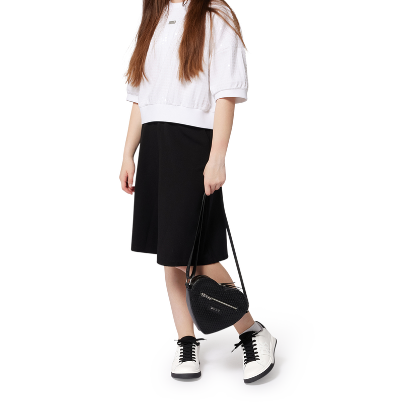 Shorts lunghi e fluidi DKNY 
                        BAMBINA