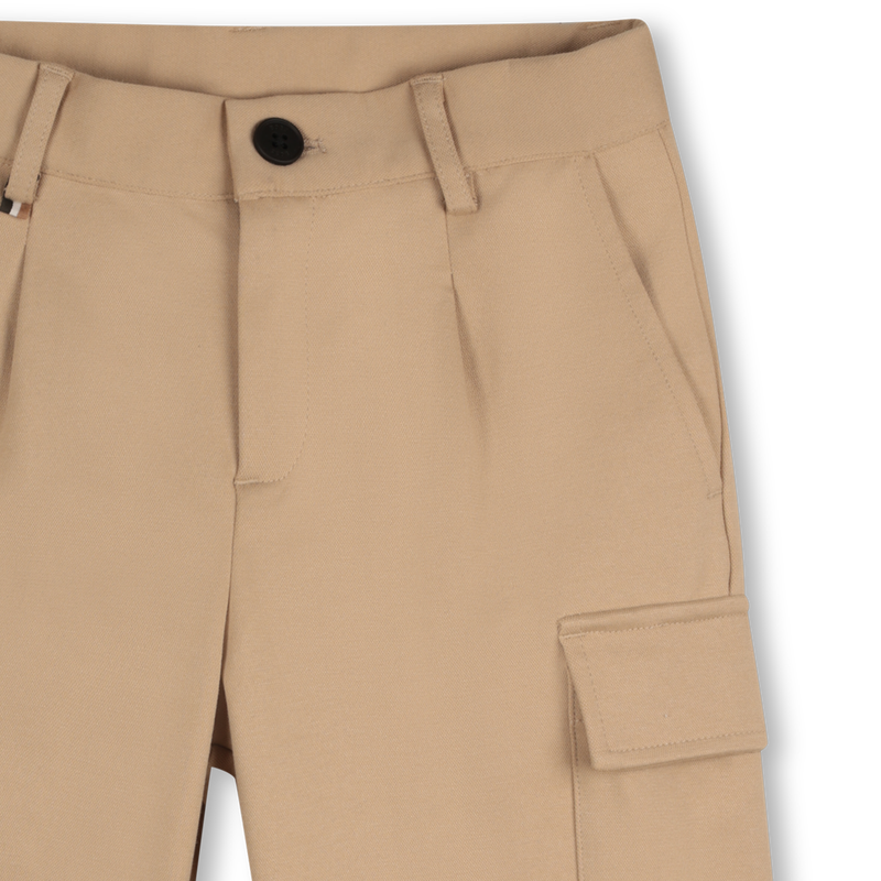 Bermuda tinta unita con tasche BOSS 
                        RAGAZZO