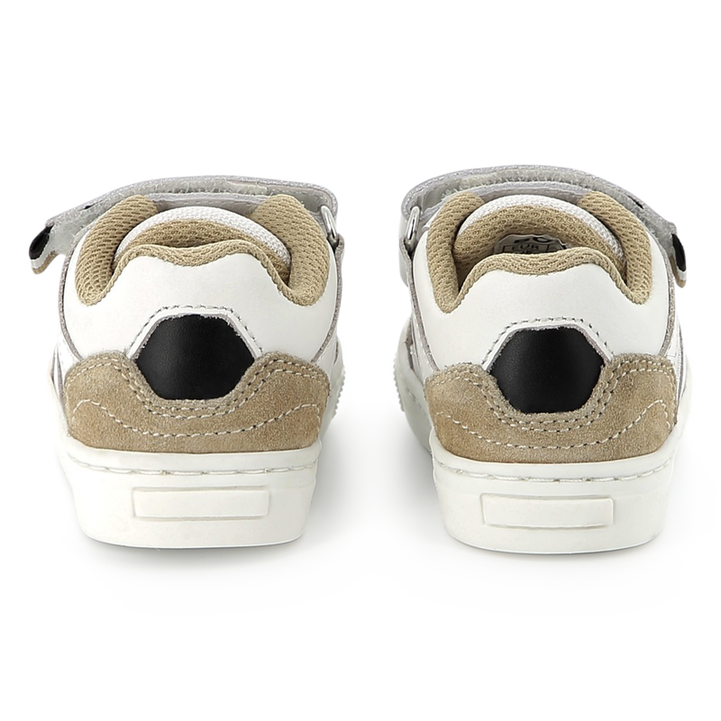 Sneakers in pelle con velcro BOSS 
                        RAGAZZO