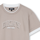 T-shirt a maniche corte DKNY 
                    RAGAZZO