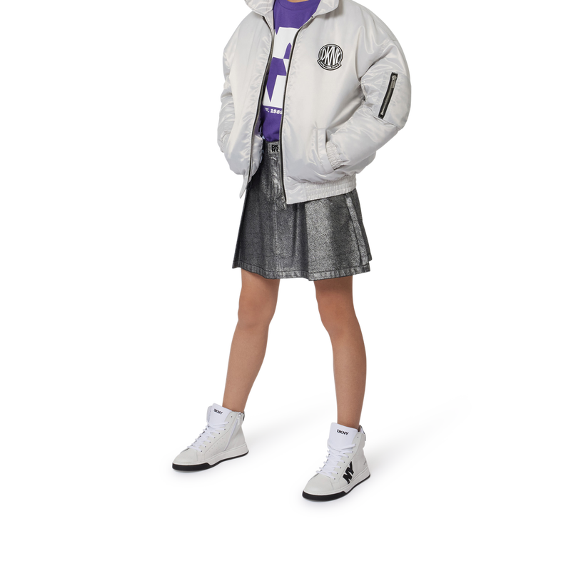 Giacca con zip effetto raso DKNY 
                        BAMBINA