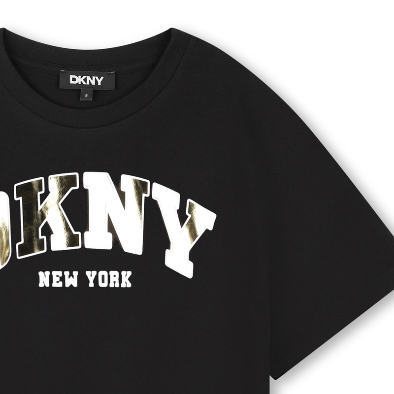 T-shirt a maniche corte DKNY 
                        BAMBINA