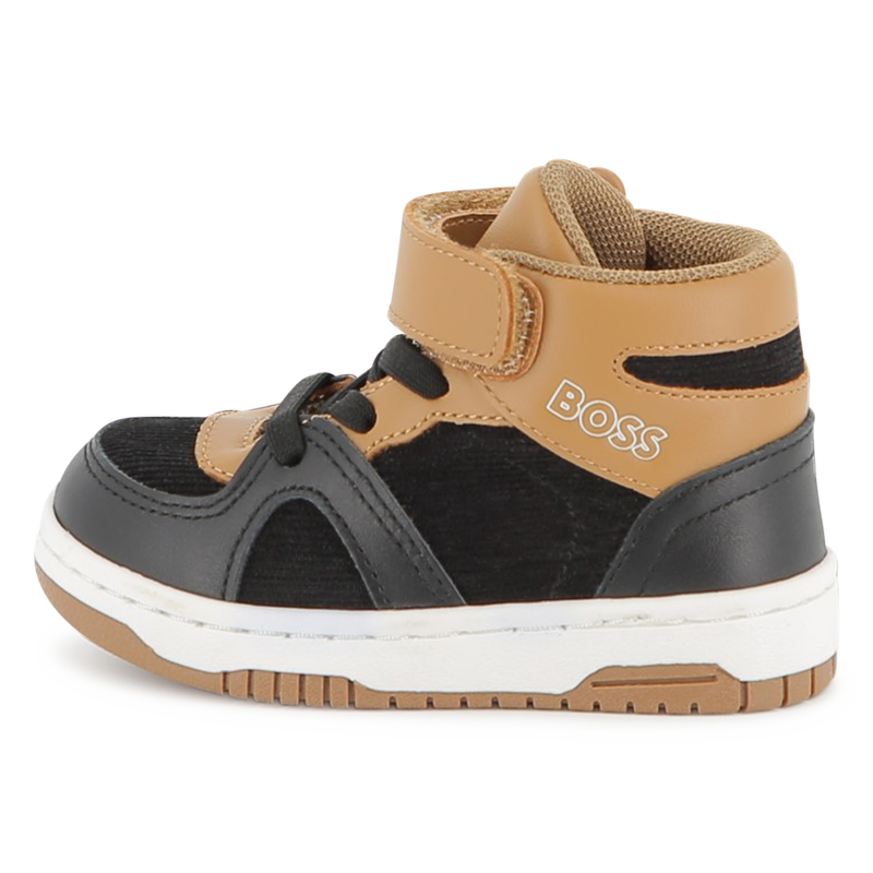 Sneakers con lacci elasticizzati BOSS 
                        RAGAZZO