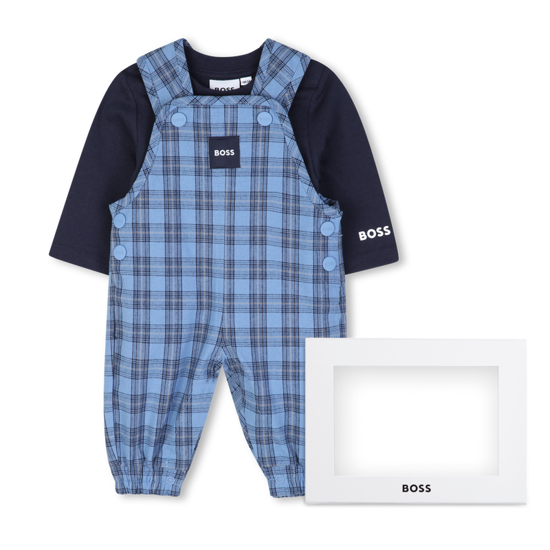 Completo salopette e t-shirt BOSS 
                        RAGAZZO