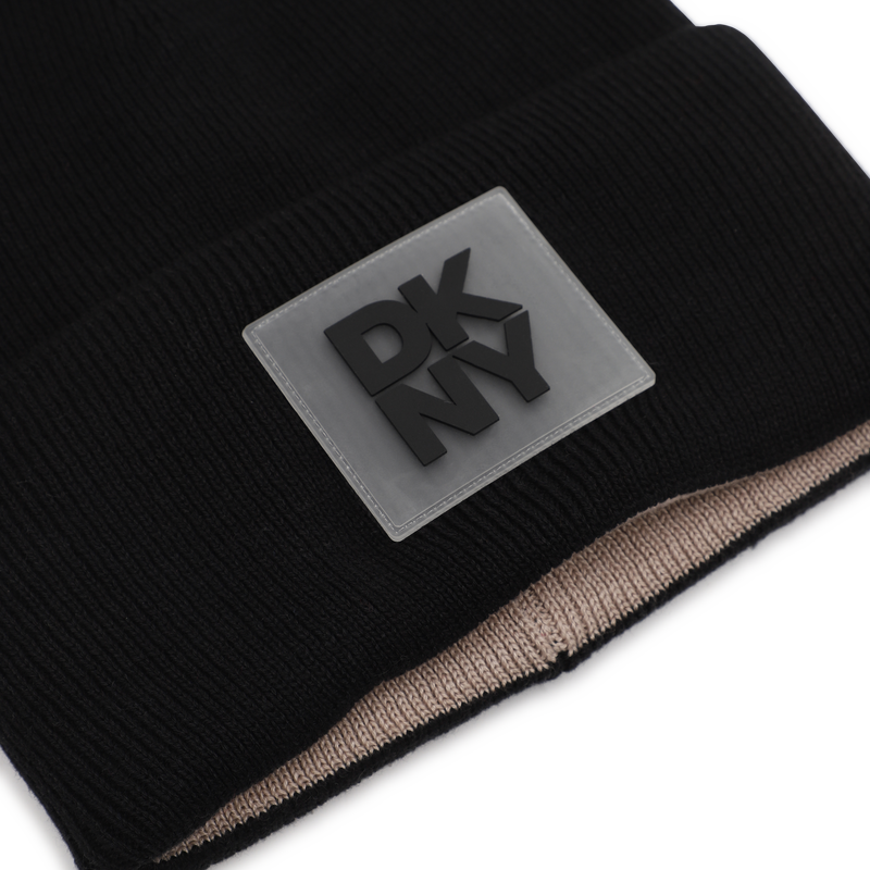 Beanie in maglia reversibile DKNY 
                        UNISEX
