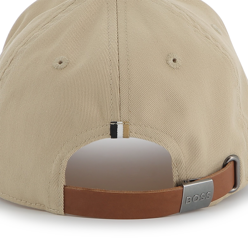 Cappellino chiusura regolabile BOSS 
                        RAGAZZO
