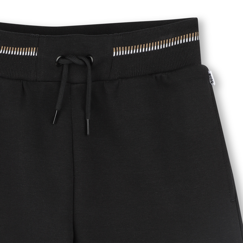 Bermuda jogging con logo BOSS 
                        RAGAZZO