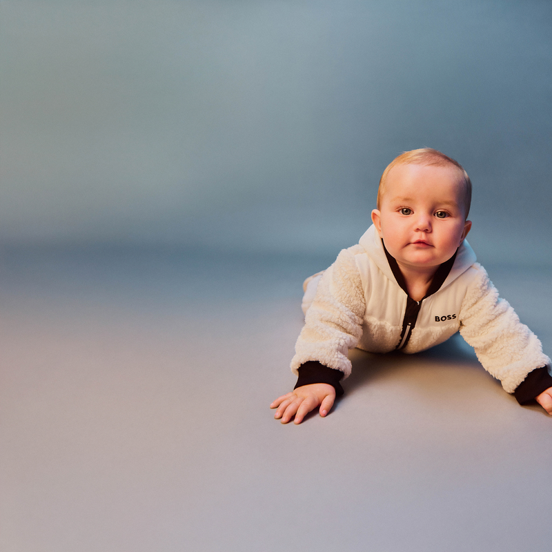 Combinazione nel mix di materiali BOSS 
                        RAGAZZO