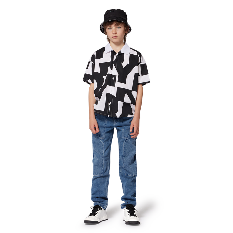 Sneakers con lacci in pelle DKNY 
                    UNISEX