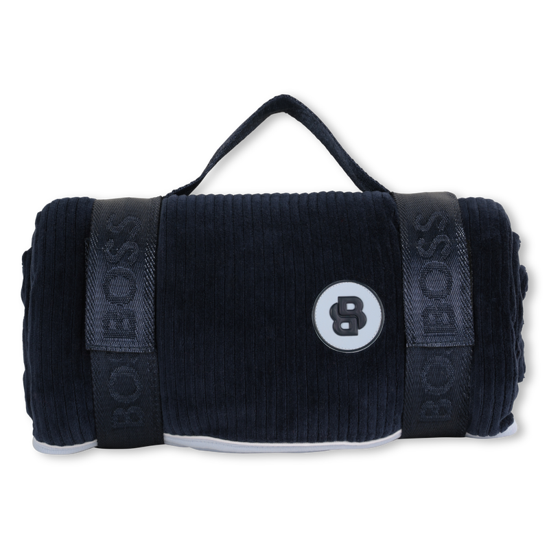 Copertura su entrambi i lati BOSS 
                        RAGAZZO