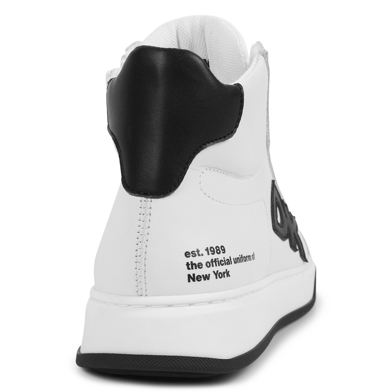 Sneakers in pelle stringate DKNY 
                        UNISEX