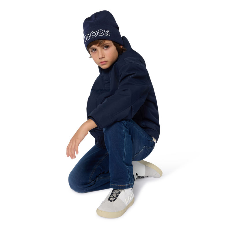 Cappello lavorato a maglia con logo BOSS 
                        RAGAZZO