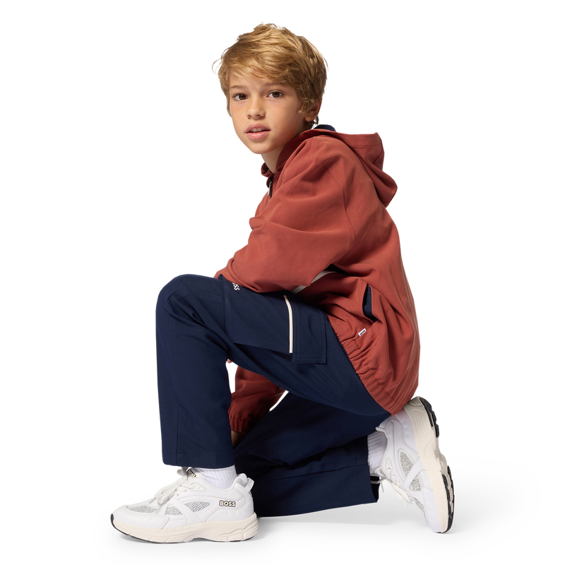 Pantaloni BOSS 
                        RAGAZZO