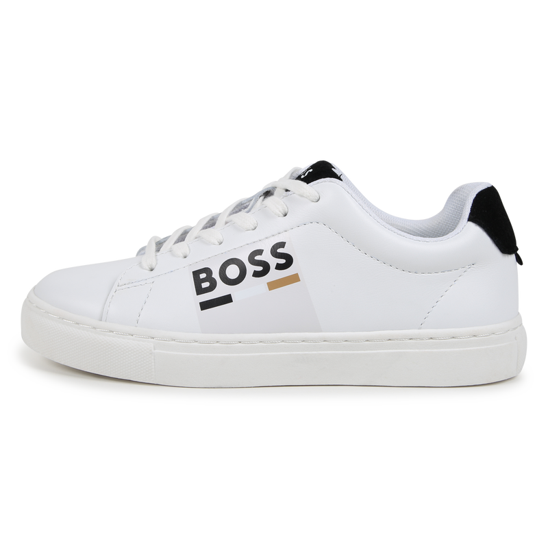 Sneakers in pelle con lacci BOSS 
                        RAGAZZO