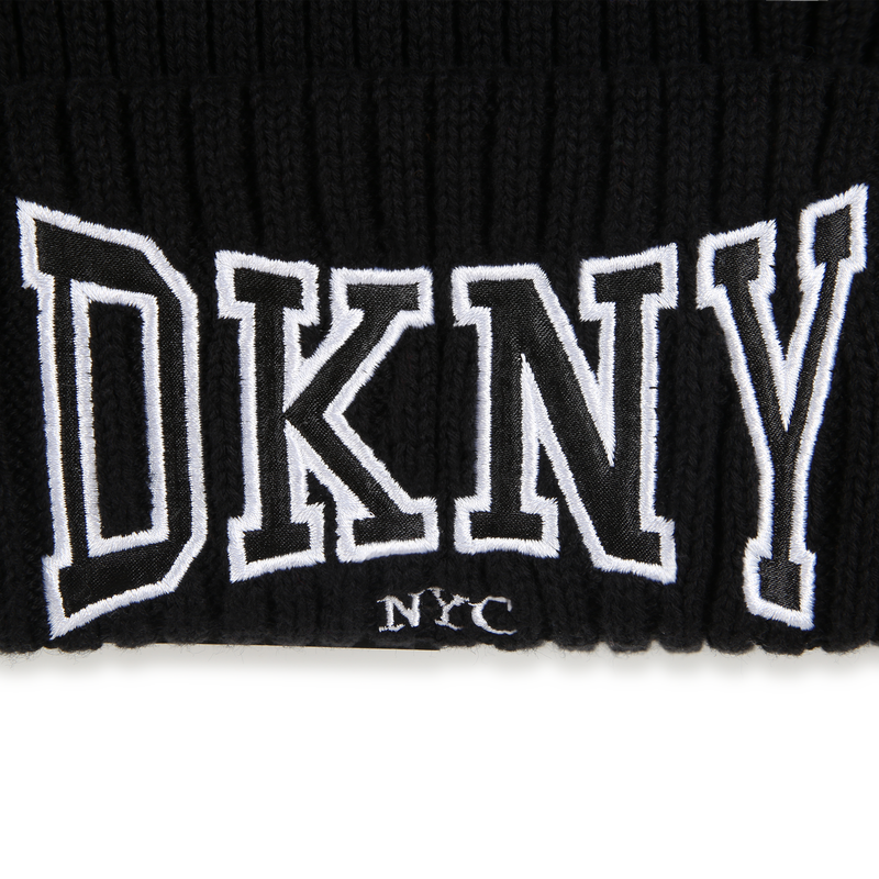 Cappellino lavorato a maglia DKNY 
                        RAGAZZO