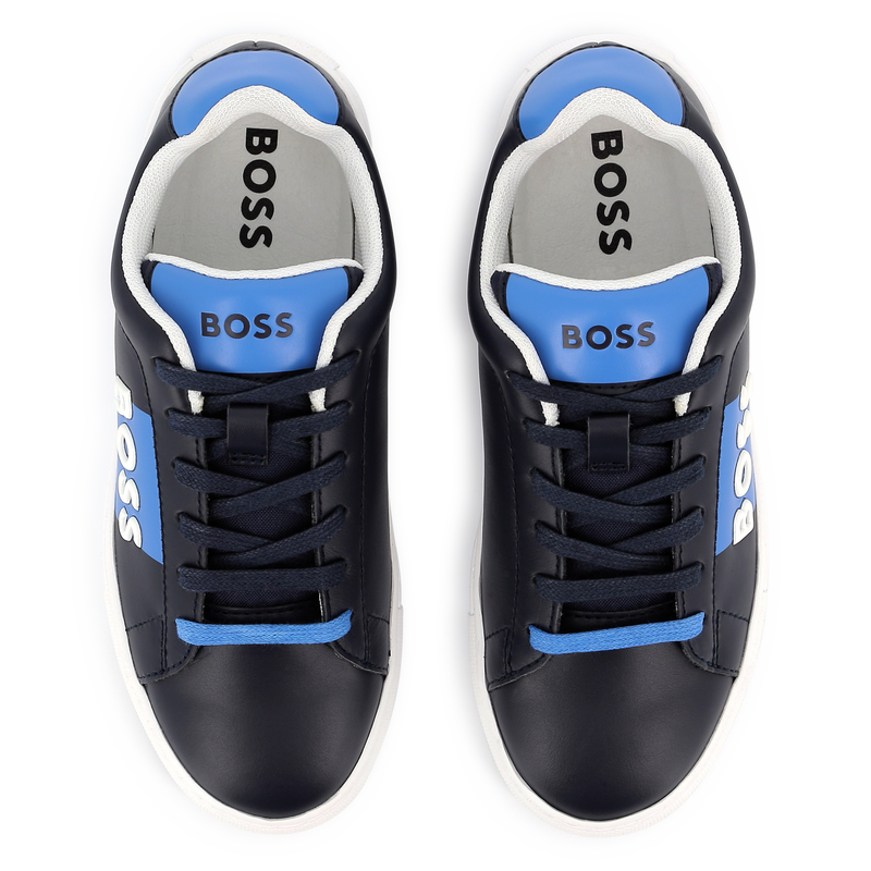 Sneakers stringate in pelle BOSS 
                        RAGAZZO