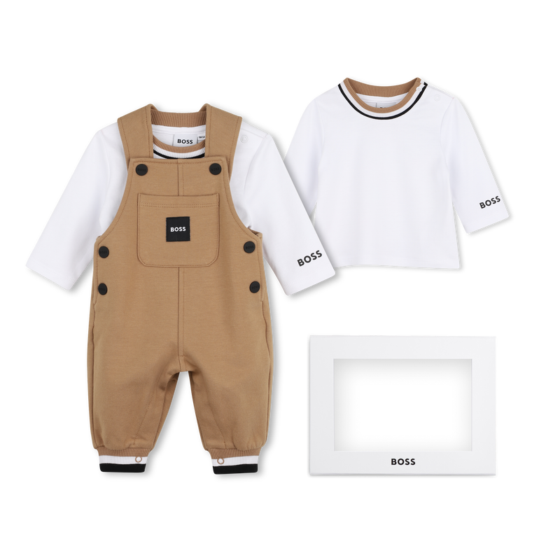 Completo salopette e t-shirt BOSS 
                        RAGAZZO