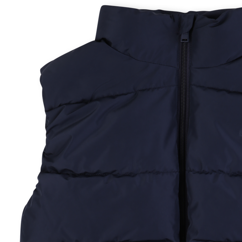 Piumino smanicato BOSS 
                        RAGAZZO