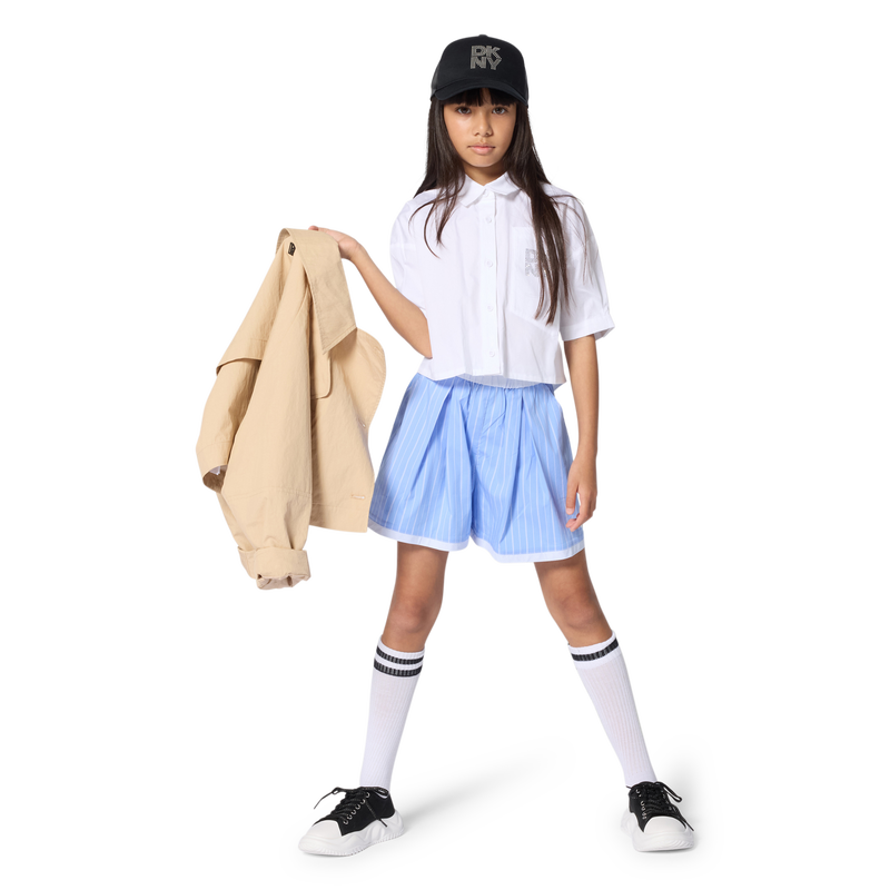 CAMICIA A MANICHE CORTE DKNY 
                        BAMBINA