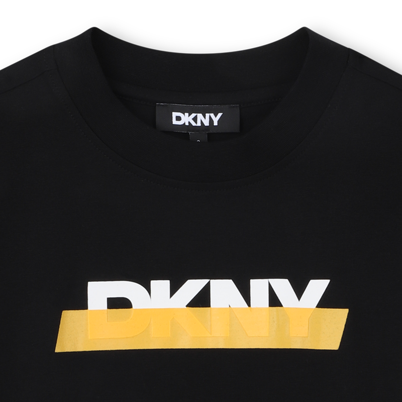 T-shirt a maniche corte DKNY 
                        RAGAZZO