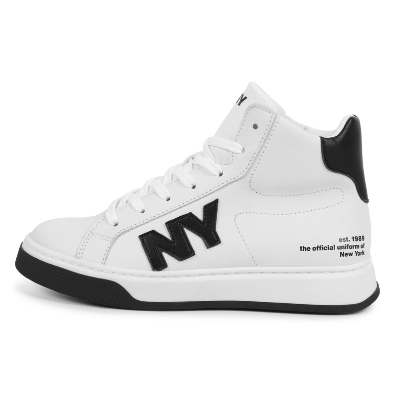 Sneakers in pelle stringate DKNY 
                        UNISEX