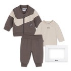 Set pantalone, cardigan e t-shirt BOSS 
                    RAGAZZO