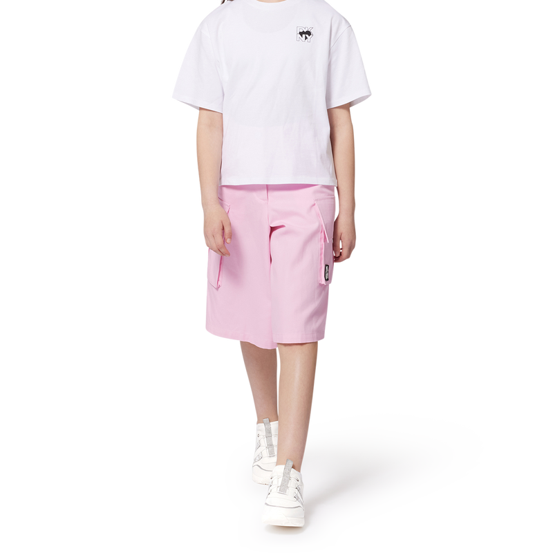 Shorts lunghi in cotone e lino DKNY 
                        BAMBINA