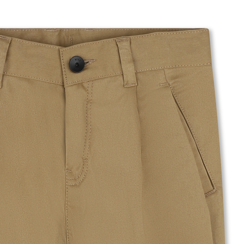 Pantaloni chino in twill BOSS 
                        RAGAZZO