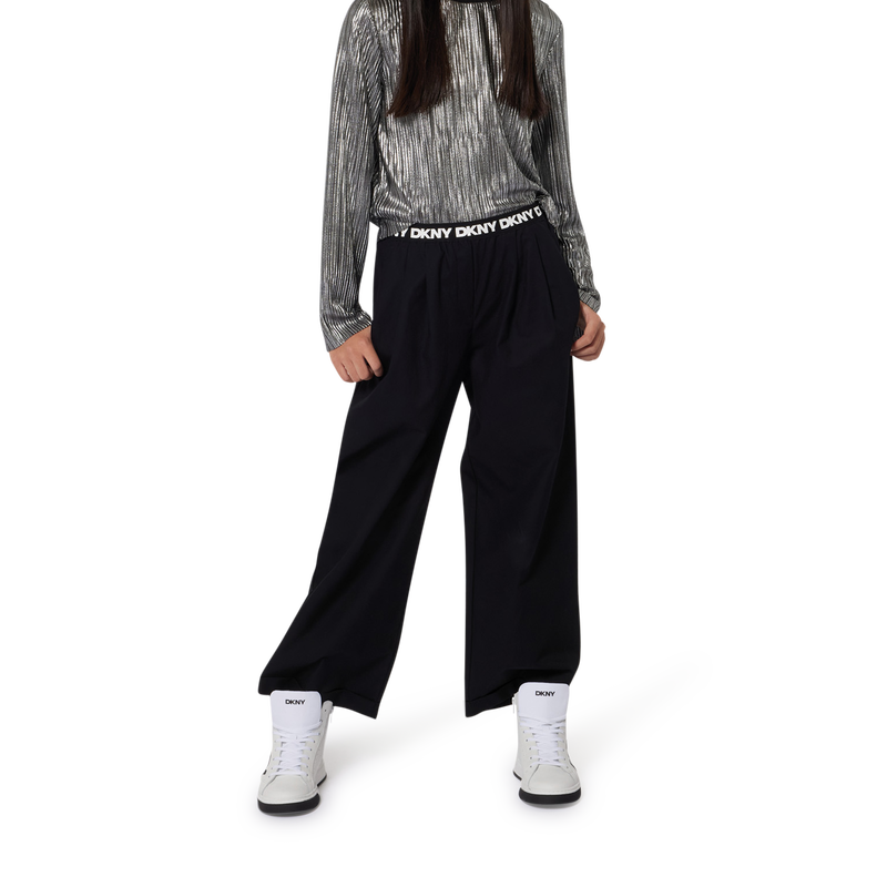 T-shirt a maniche lunghe DKNY 
                        BAMBINA