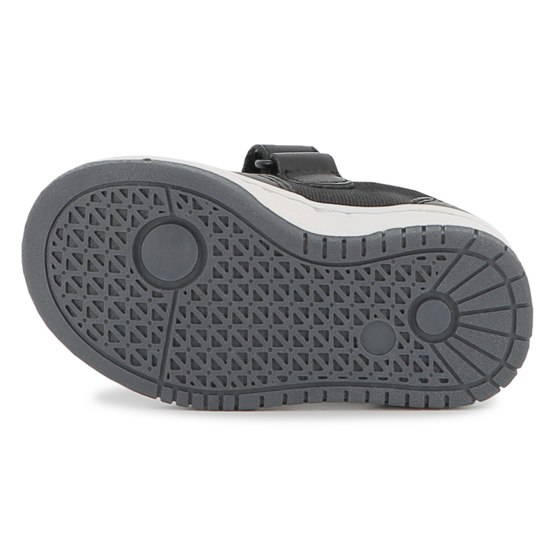 Sneakers con lacci elasticizzati BOSS 
                        RAGAZZO