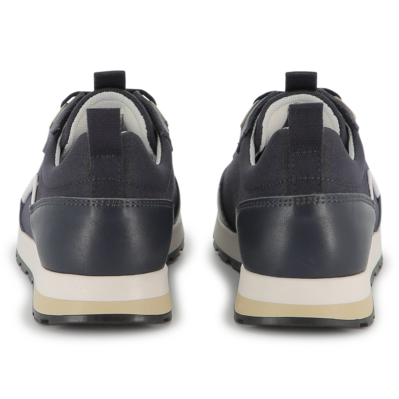 Sneakers bicolore con lacci