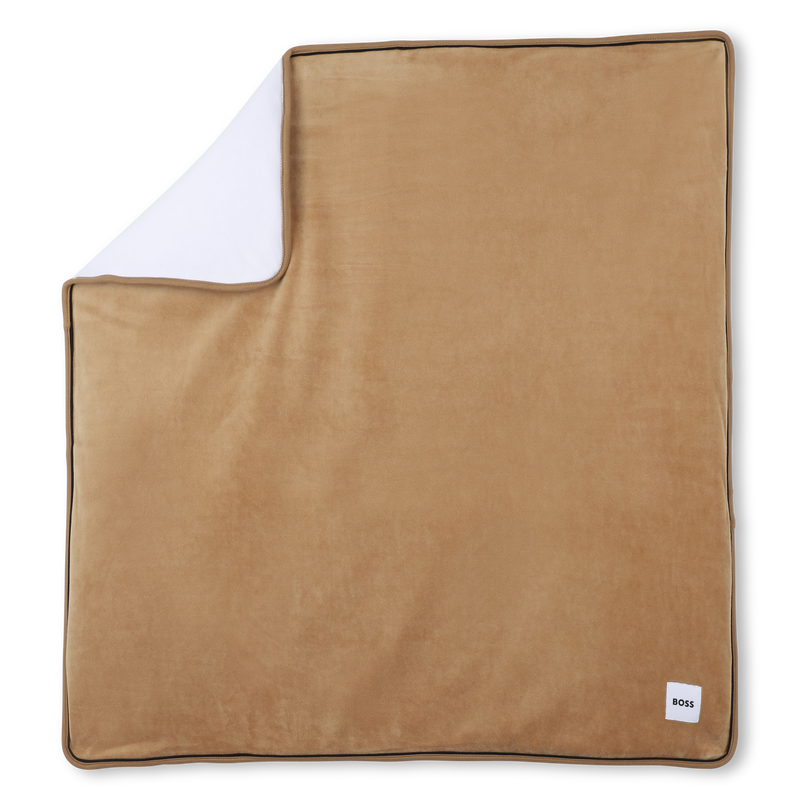 Copertura su entrambi i lati BOSS 
                        UNISEX