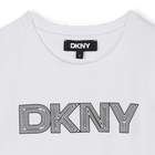 T-shirt a maniche corte DKNY 
                    BAMBINA