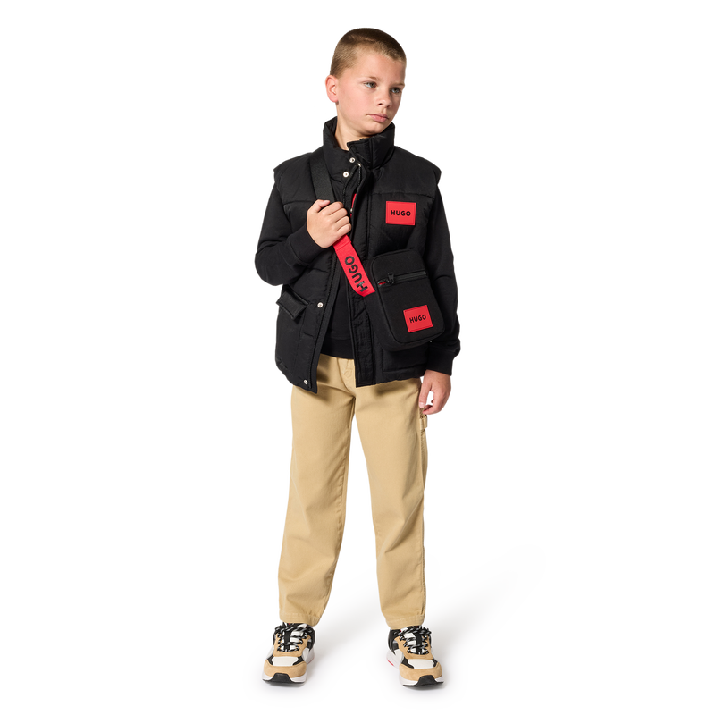 PANTALONE CON IMPUNTURE HUGO 
                        RAGAZZO