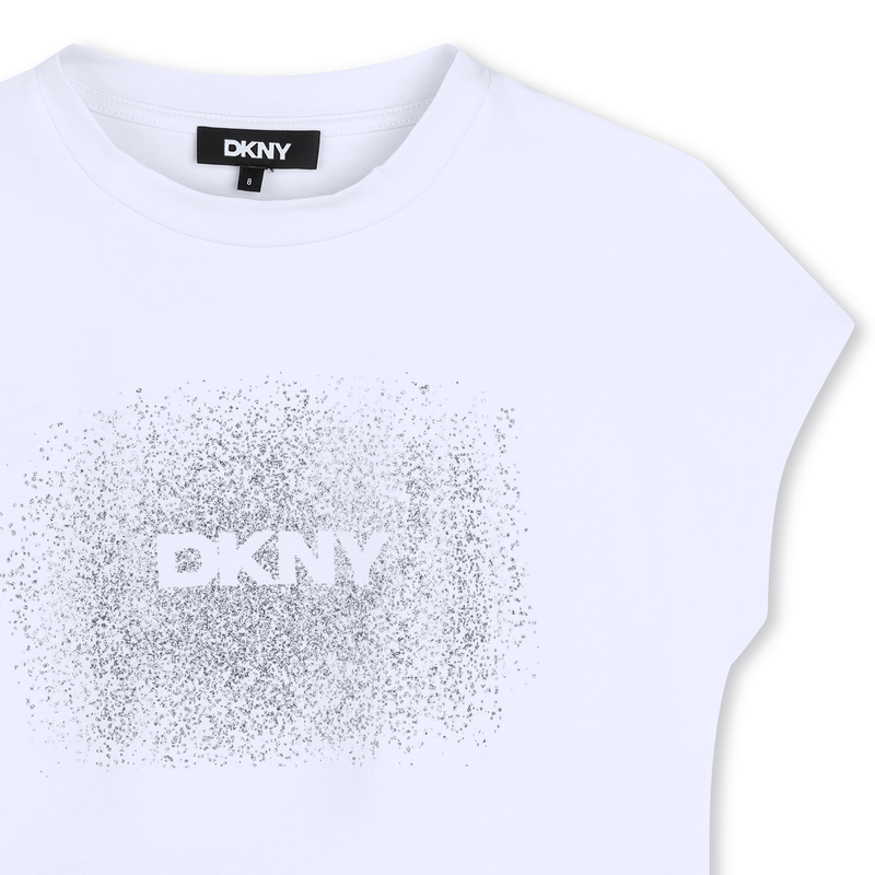 T-shirt a maniche corte DKNY 
                        BAMBINA