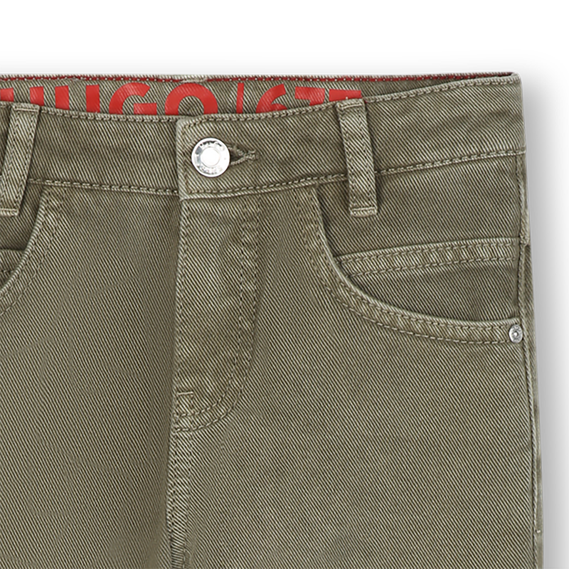 Pantaloni in twill sbiadito HUGO 
                        RAGAZZO