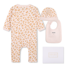 Completo pigiama, bavetta, berretto e peluche. KENZO KIDS 
                    BAMBINA